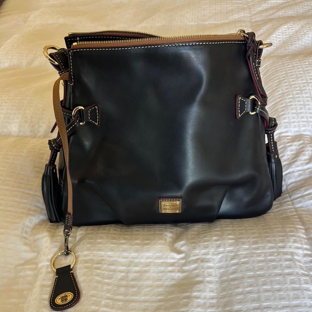 Dooney & Bourke Black Leather Shoulder Bag Collection